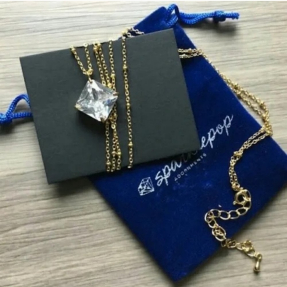SparklePop Sydney Gold Necklace with Crystal Pendant NEW - Picture 5 of 5